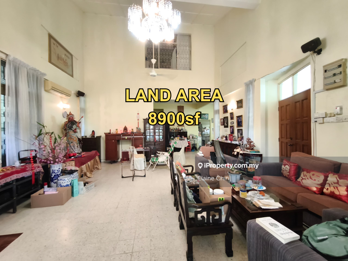 Big land Bungalow, Rare unit, 5 mins to Pavilion Damansara Heights