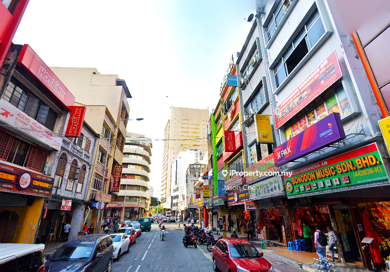 Exclusive 2 Storey Shoplot For Sale!
