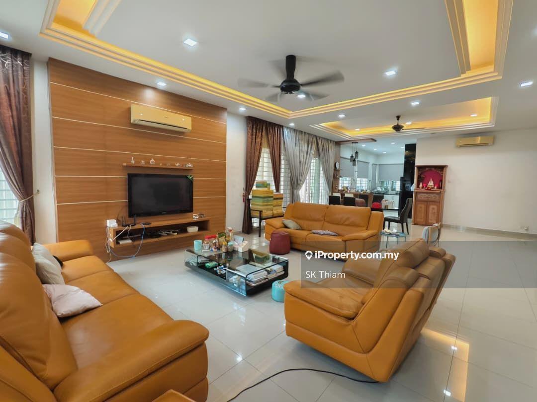 Kemuning Residence Renovated 2 storey Garden Bungalow 