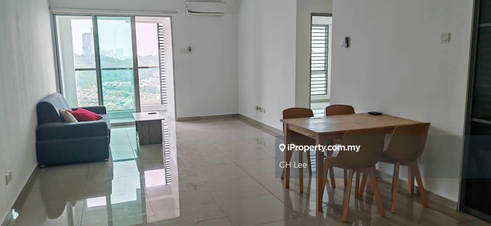 Silk Residence Balakong Partly Furnish 2 parking good condition