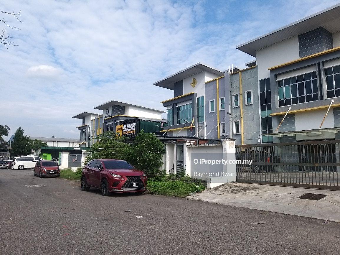 Detached factory