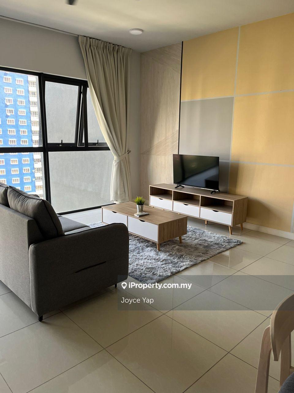 High floor unblocked city view good condition