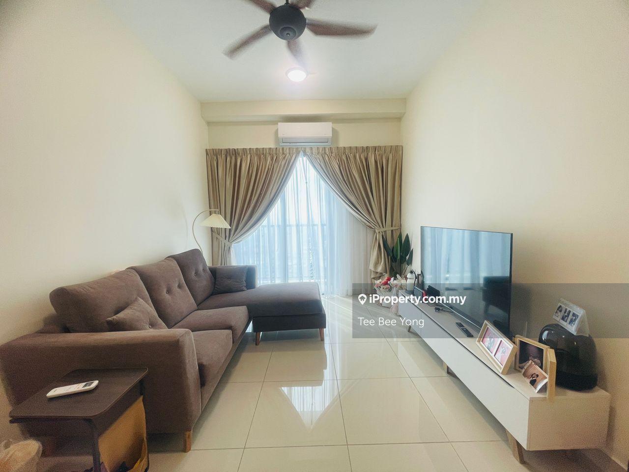 Quality furniture, Open view