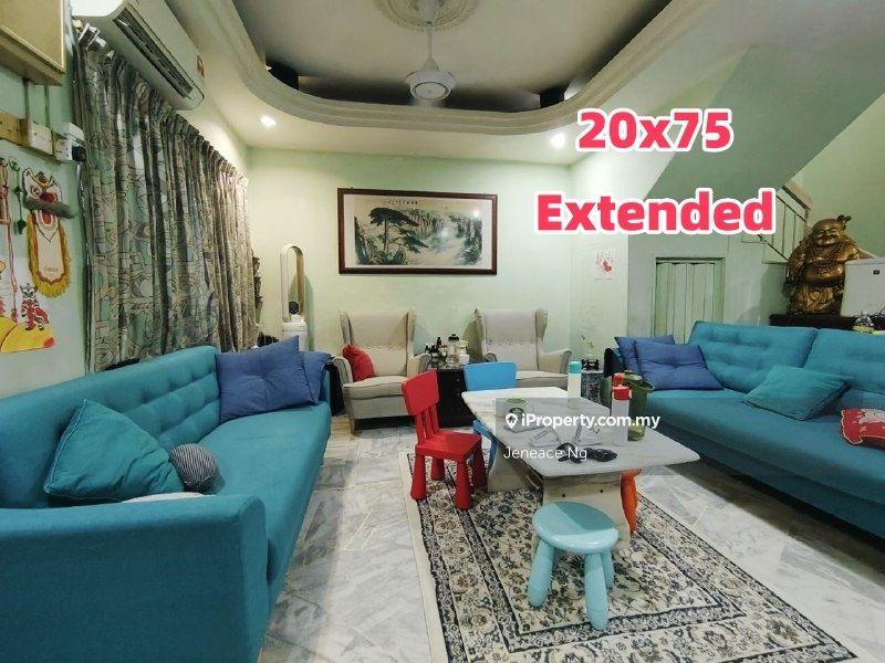 Puchong jaya easy access sunway Kl big car porch maintained house
