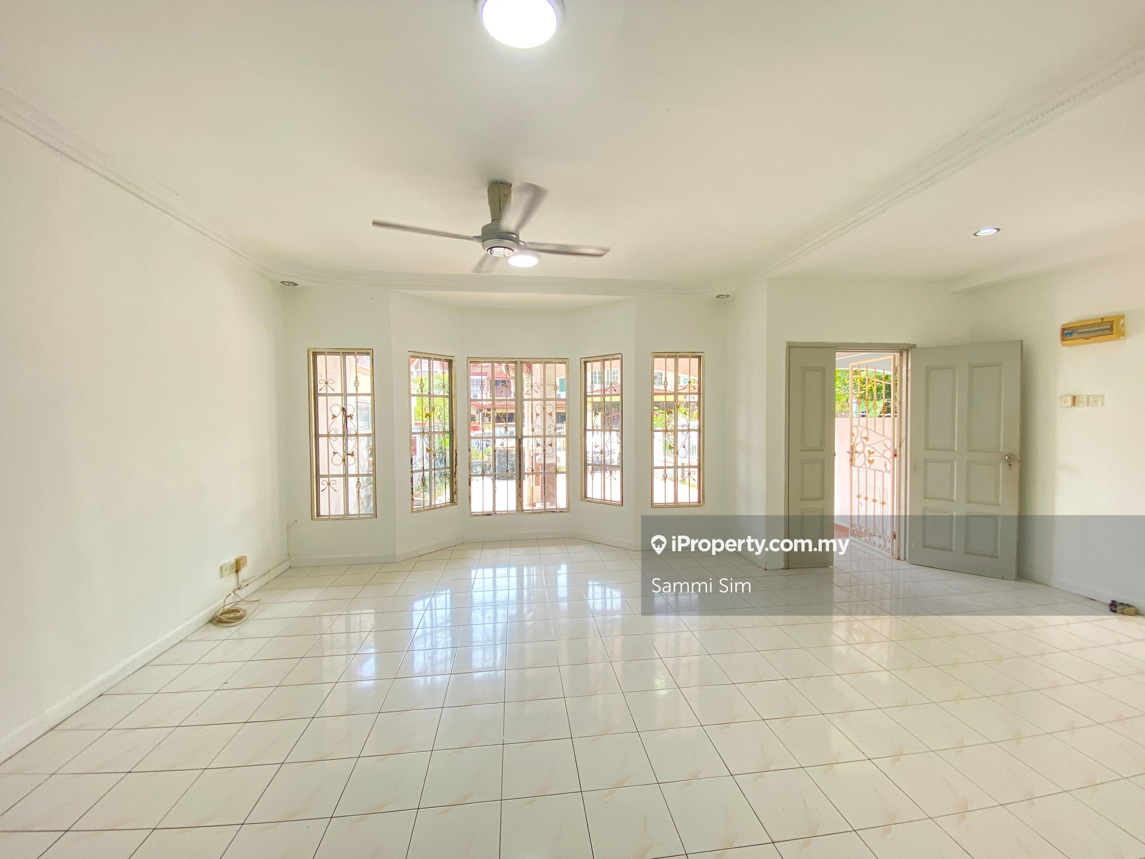 Below Market Price, Freehold, Guarded Gated