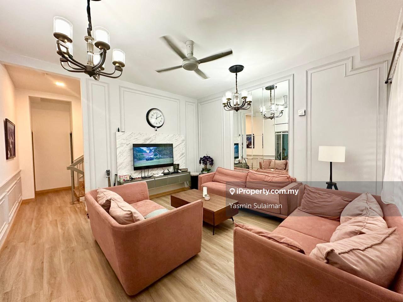 Corner Lot, 2.5 Storey Terrace House, Taman Ukay Perdana, Ampang