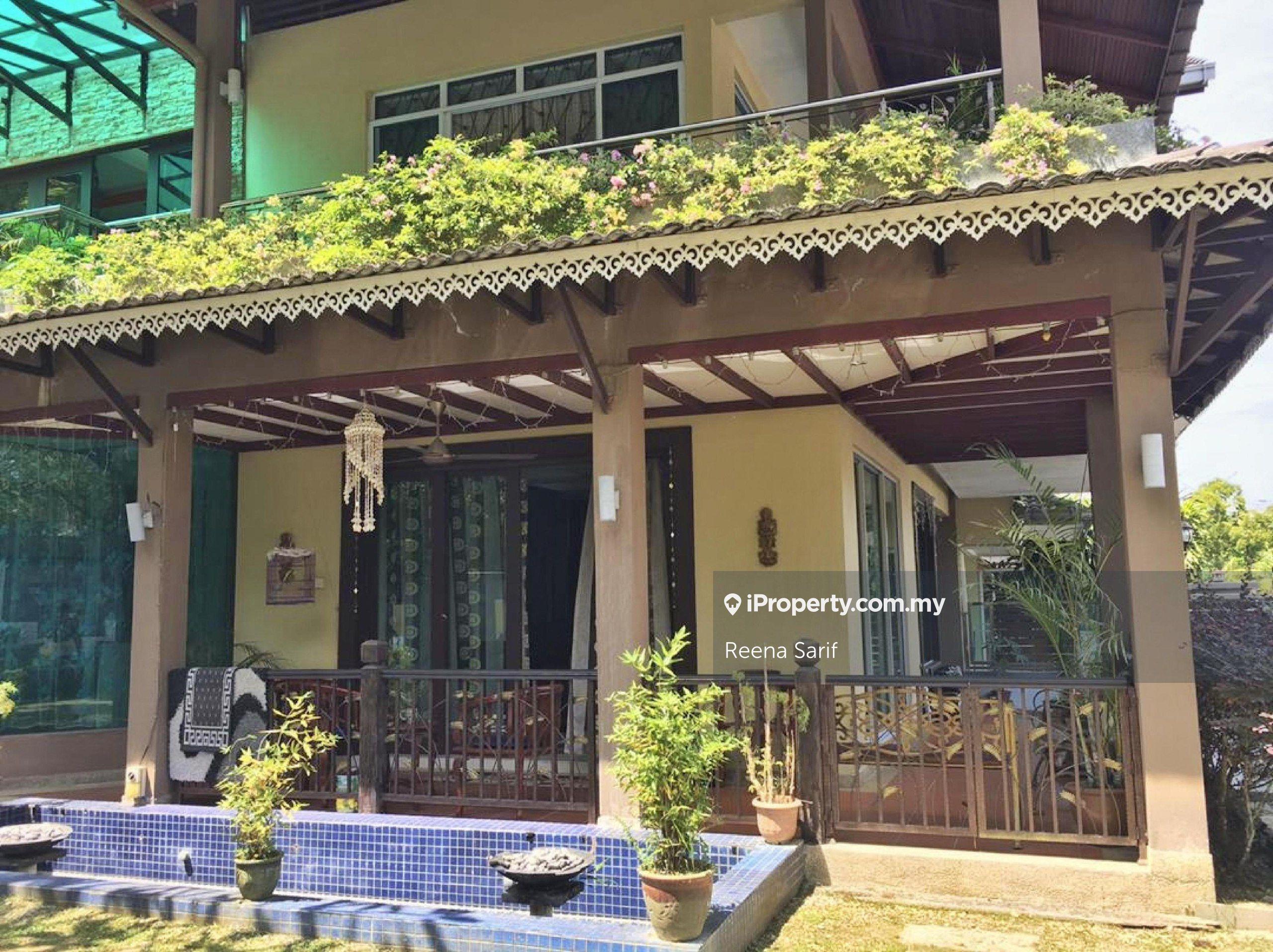 Corner Lot 2.5 Storey Bukit Antarabangsa