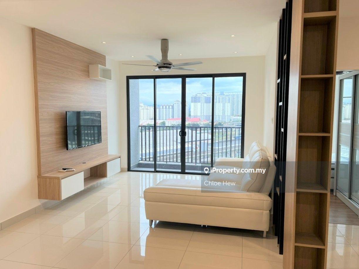 Fully Furnished Brand New Unit For Rent 3 Bedroom 2 Carpark