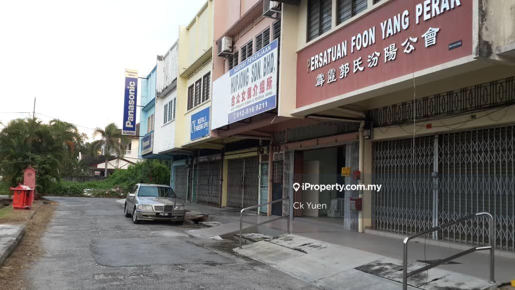Freehold shop below market value at off main road of jalan psir puteh