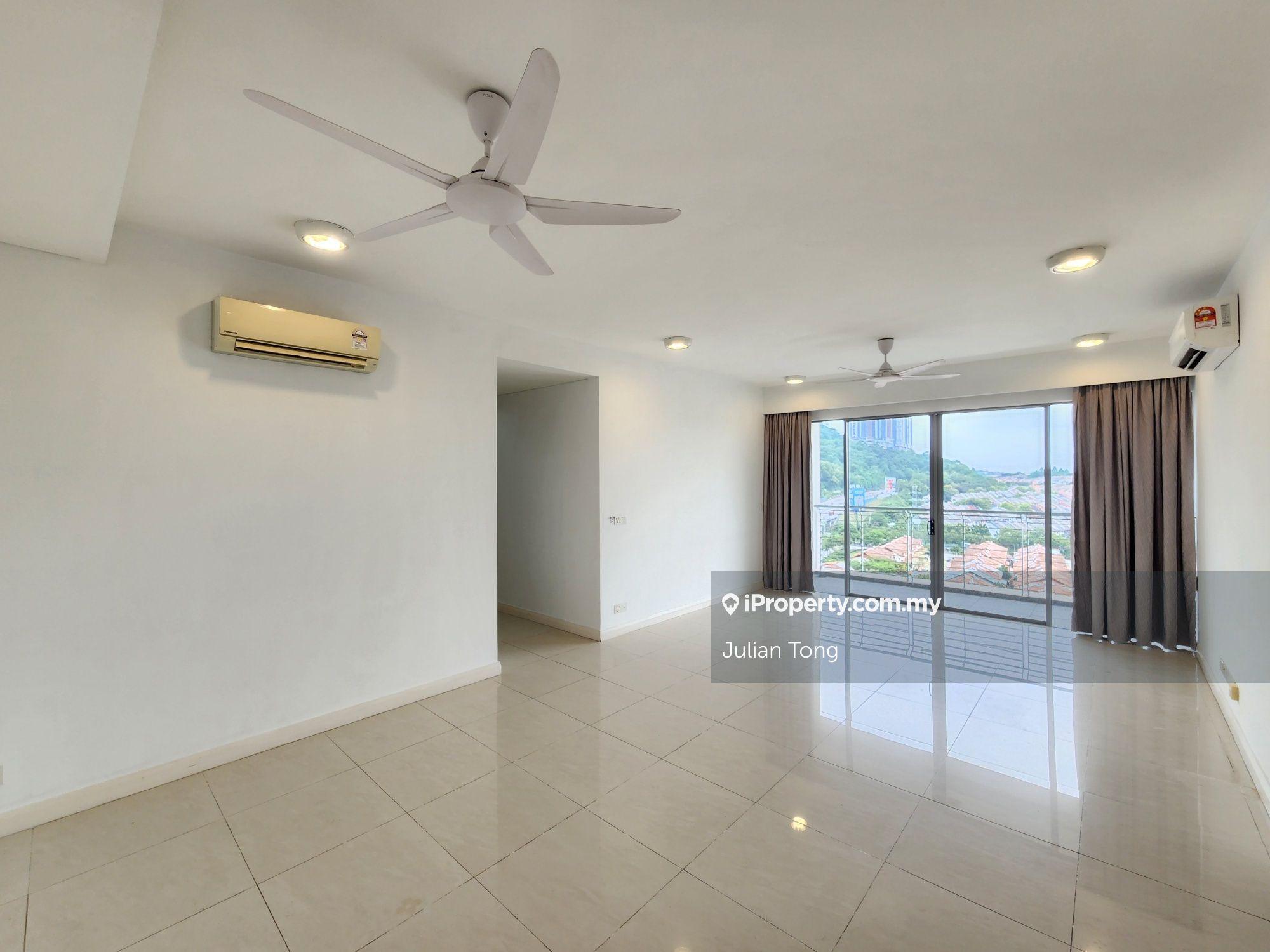 Corner Unit with great view. Below market price. Well Kept