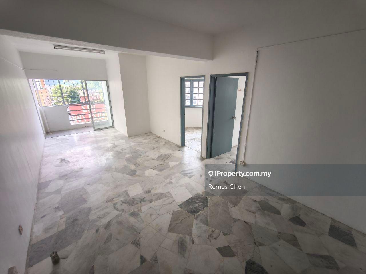 Taman Daya Shop Apartment-Low Down Payment, Actual Photo.