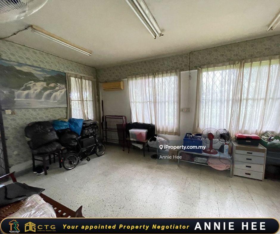Taman Friendly Fu Yen Villa Bungalow For Sale