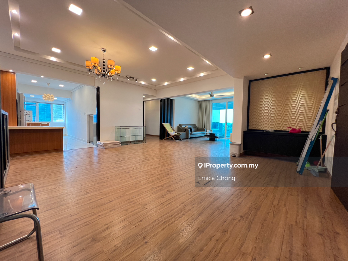 Rare Find! Fully Renovated, Spacious Home with Perfect Condition!!