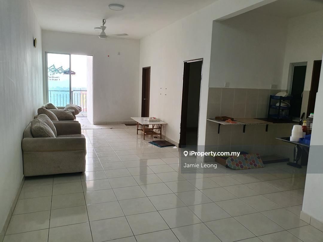 Partly Furnish Ascotte Boulevard 860sf 3r2b Semenyih Rinching selangor