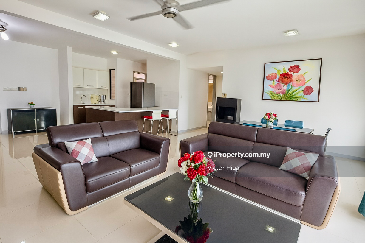 Move-In Ready/Great Facilities, high floor