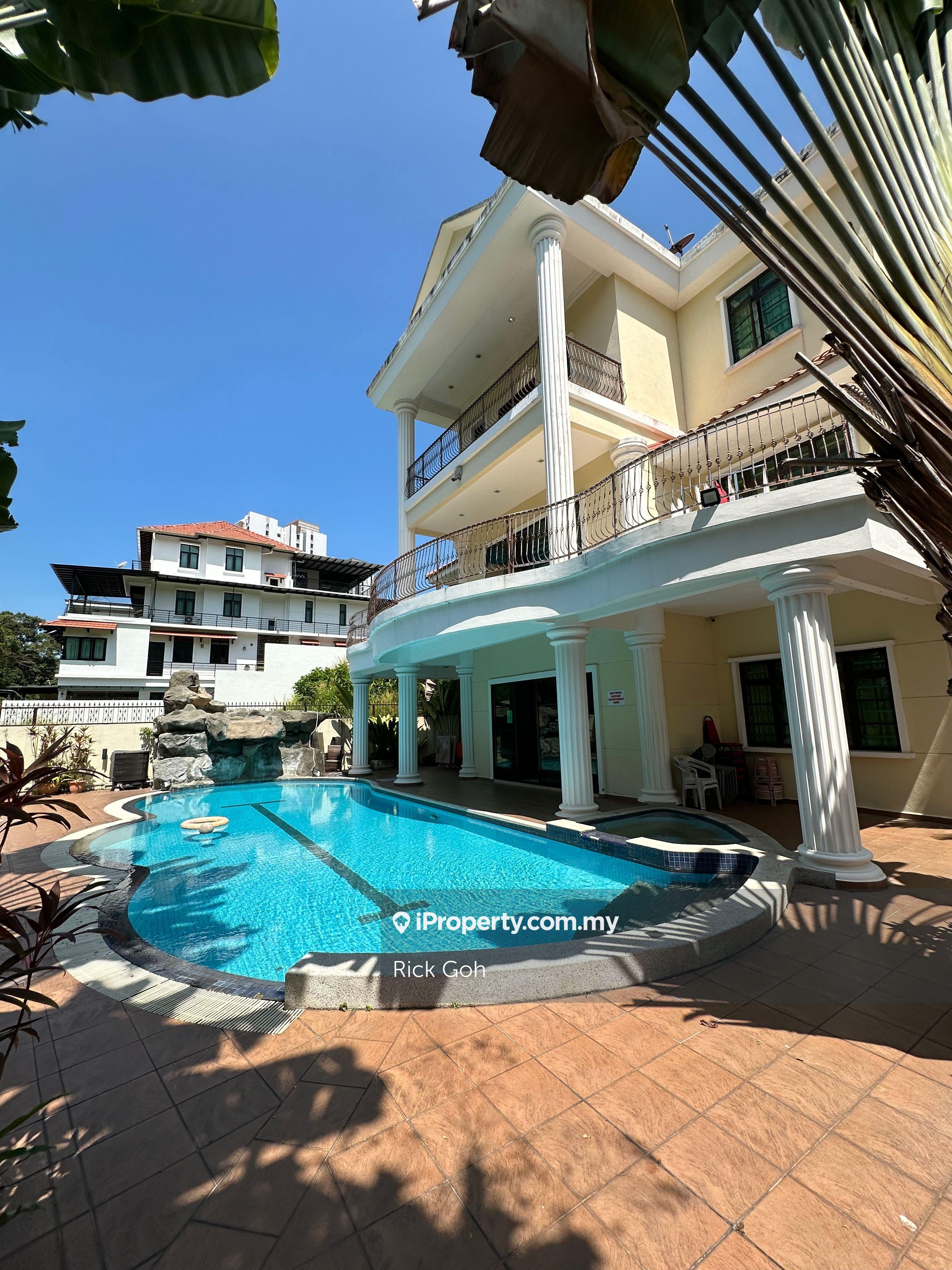 3/S/Blow At Batu Ferringhi La 6350sf with 2000sf Garden (Good Buy)