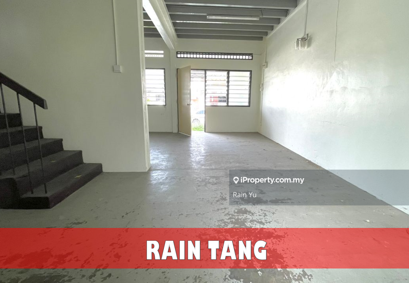 Double Storey Terrace Island Glades renovated unfurnished for rent
