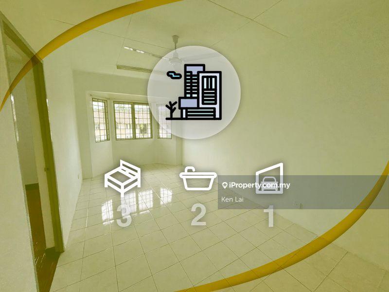 Tip Top Clean Nice Impian Apartment Damansara Damai Petaling Jaya sale