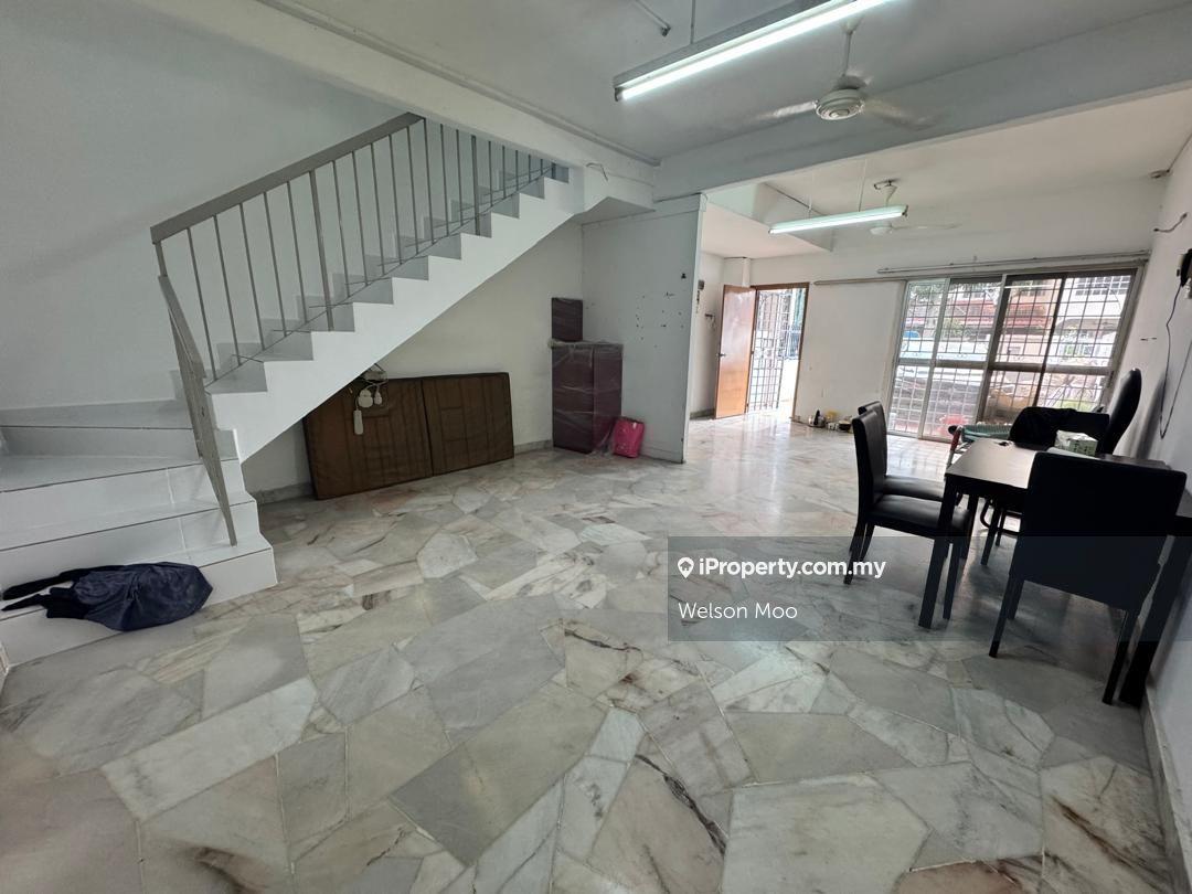 Double storey terrace @ Freehold @ kitchen extended