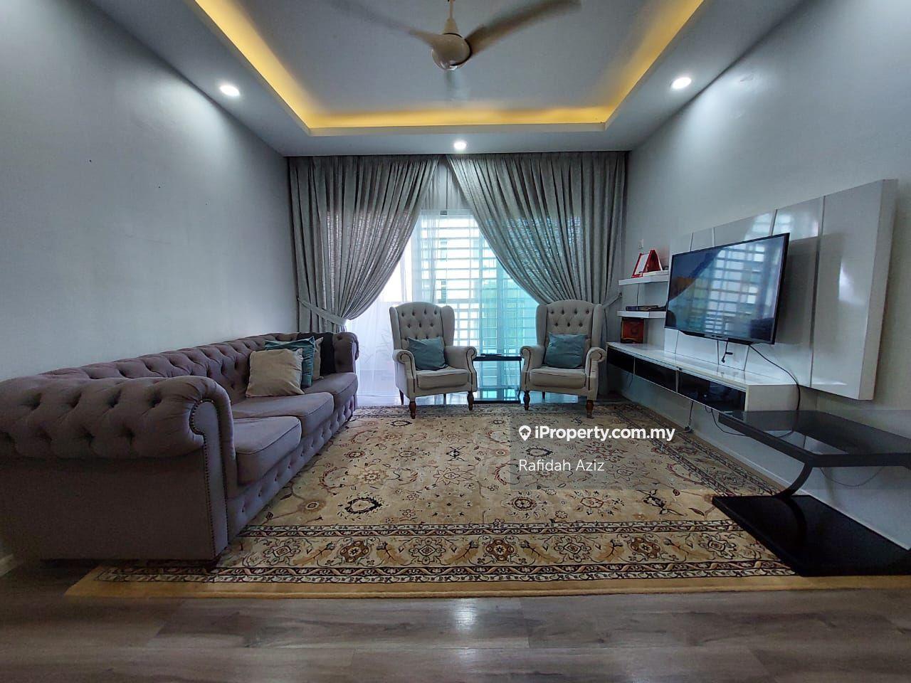 For sale Pangsapuri Anggun corner unit facing facilities 