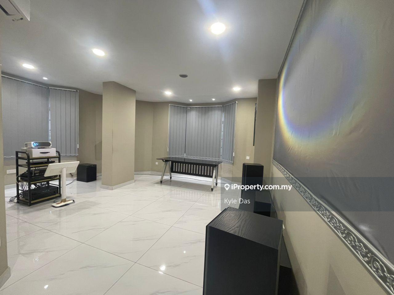 Seri Mulia Luxury Duplex Penthouse Fully Furnished