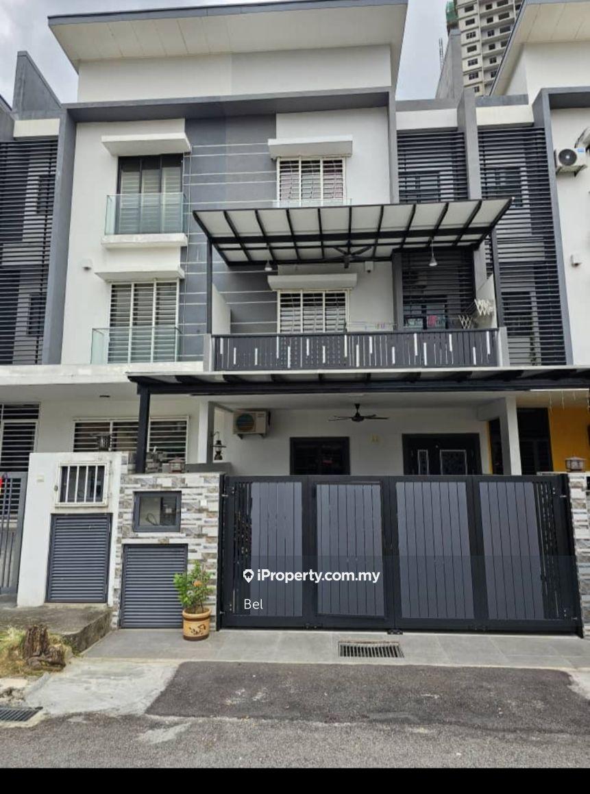 Renovated house 3 storey