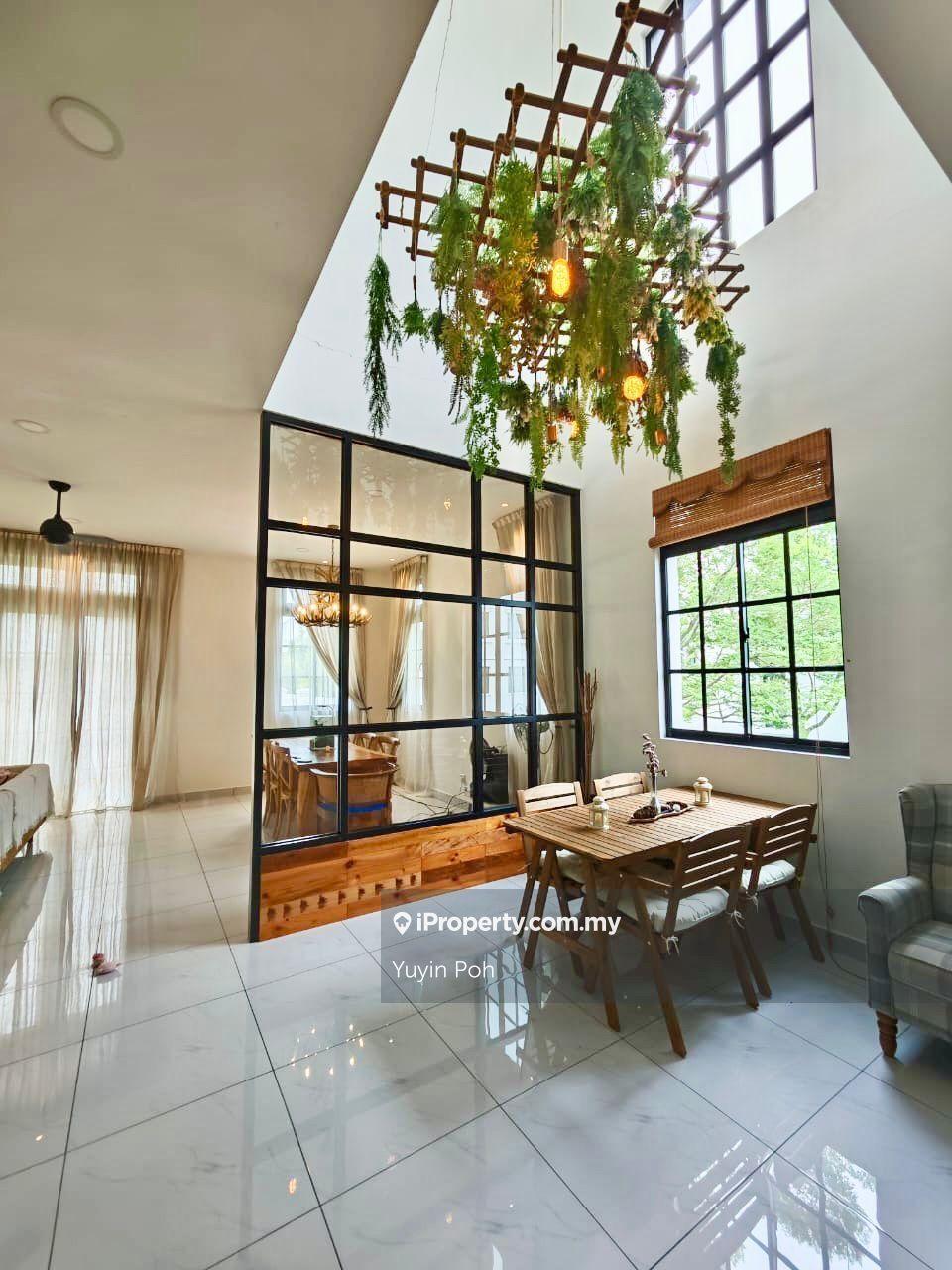The Grassten@Eco Botanic 2.5 Storey Superlink House Move in Condition 