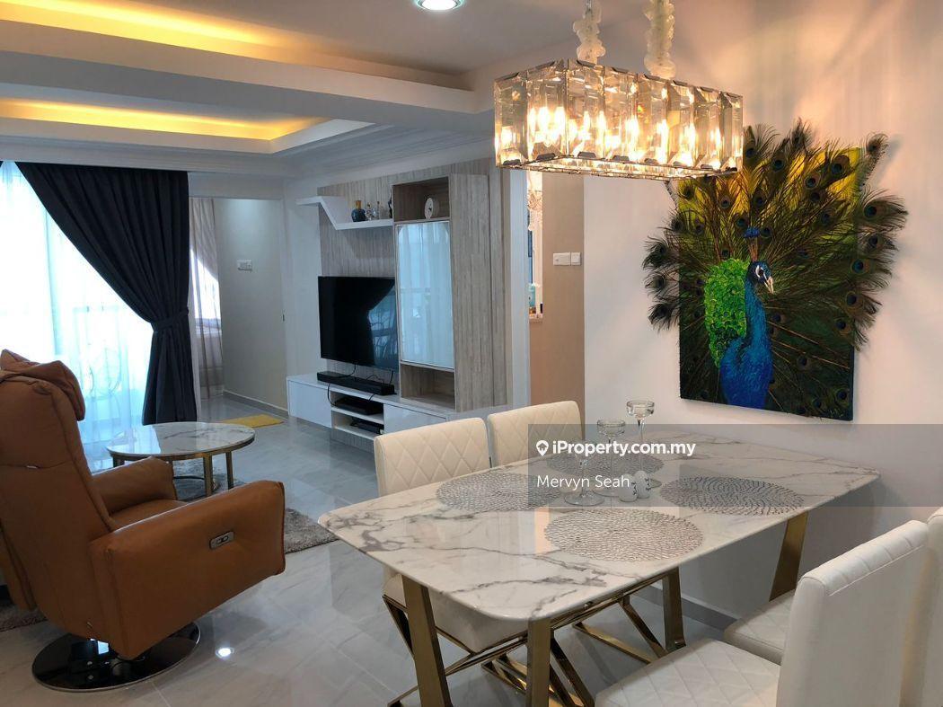 Sri Perdana 970 Sqft Middle Floor Renovated Unit Well Maintain