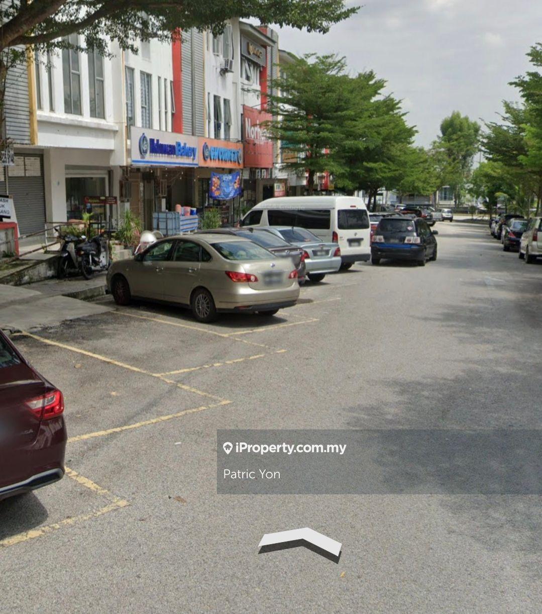 Main Road Shah Alam Seksyen 17,Aman Putri Shop For Rent