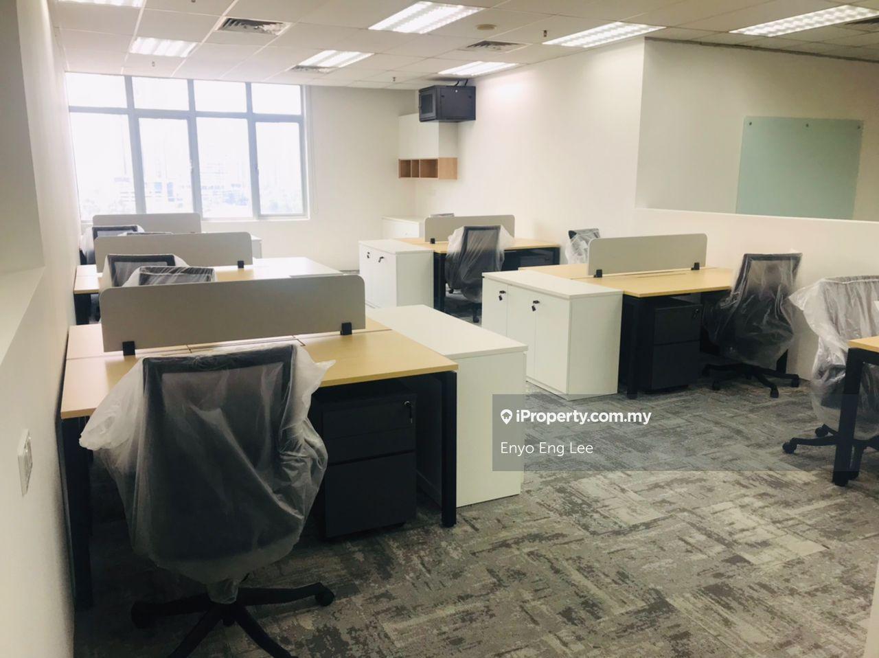 Fully furnished office at pfcc to let