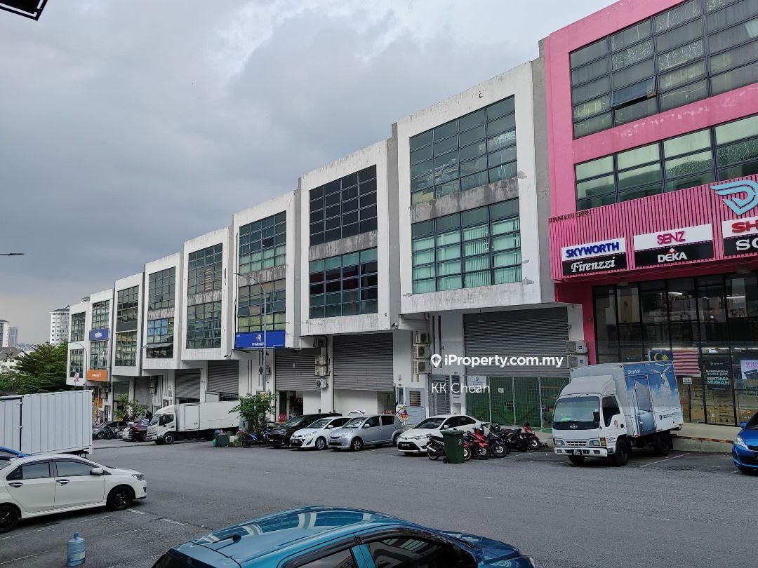 3 Storey Link Factory for Sale at Taman Perindustrian Desa Aman @ Kip