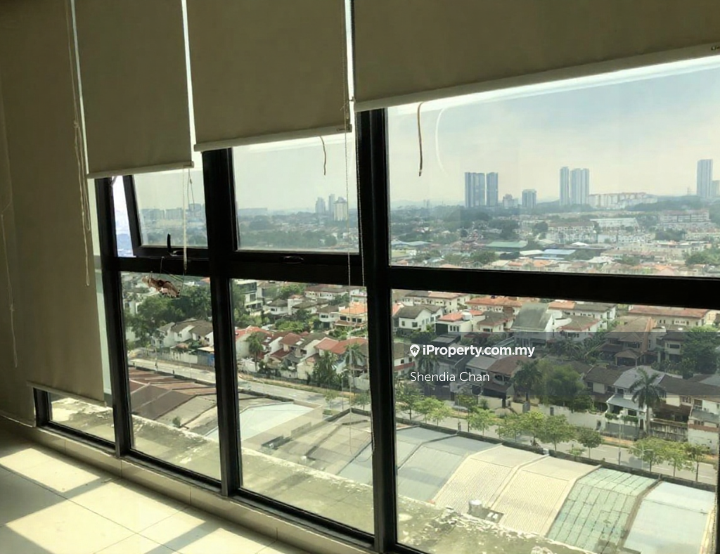 Atria Sofo Suites - Corner unit for sale