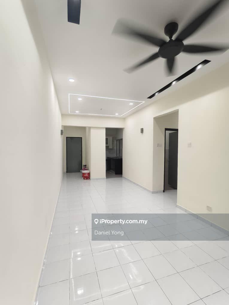 Taman Tampoi Indah Sri Kenari Apartment 3bed Renovated Johor Bahru