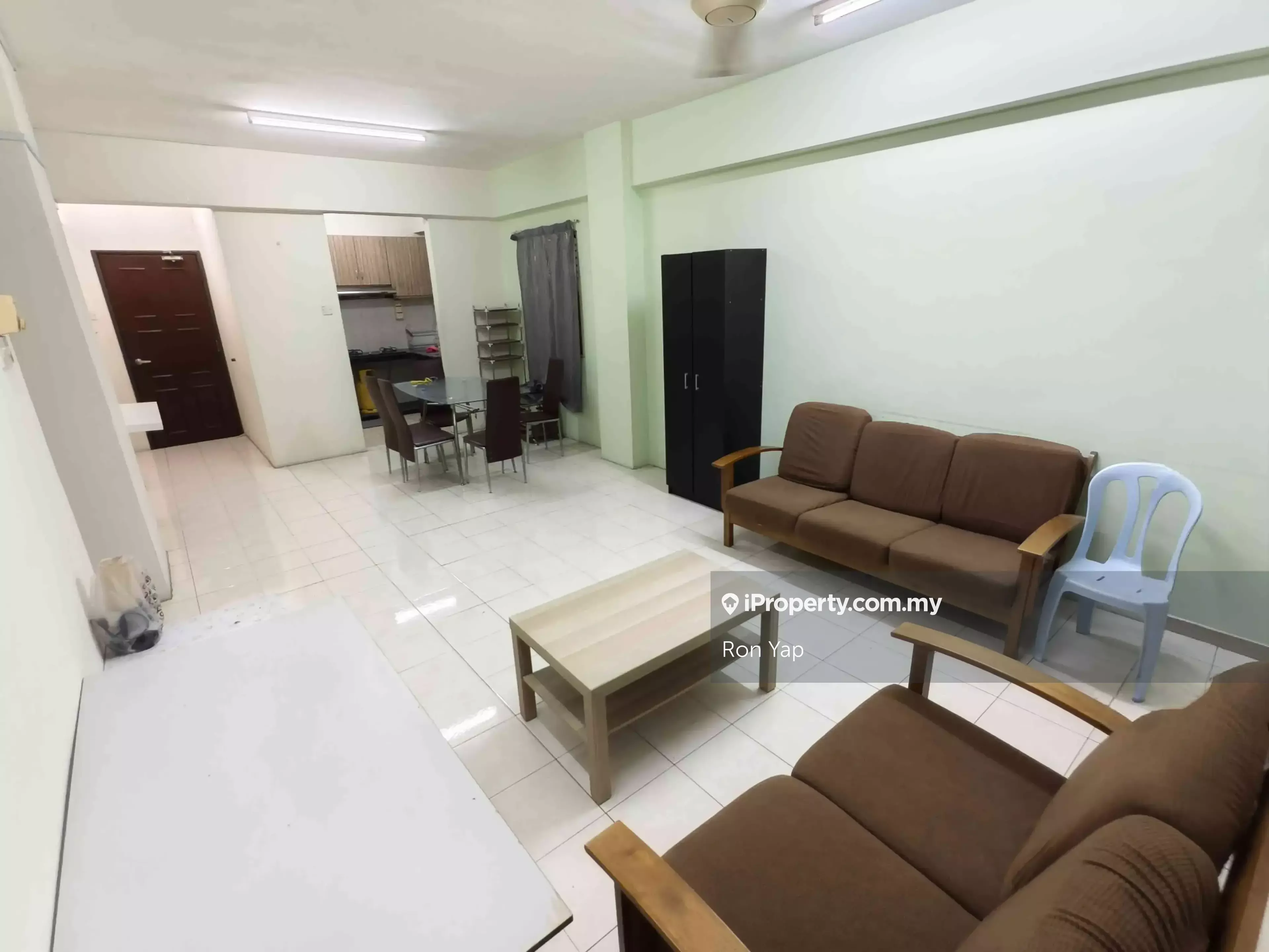Bandar Menjalara, Medan Putra Condominium For Sale
