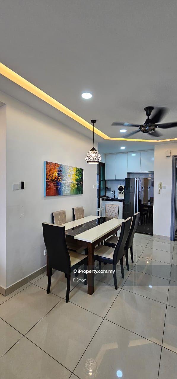 Kenwingston Platz 3 Bedrooms Partially Furnish Unit, Aircon