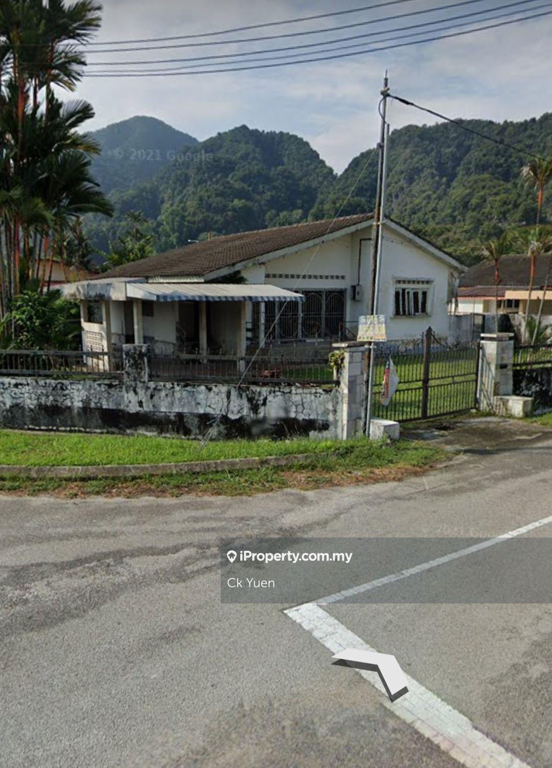 Freehold 11380 sqft huge bungalow house for sale at gunung rapat Ipoh