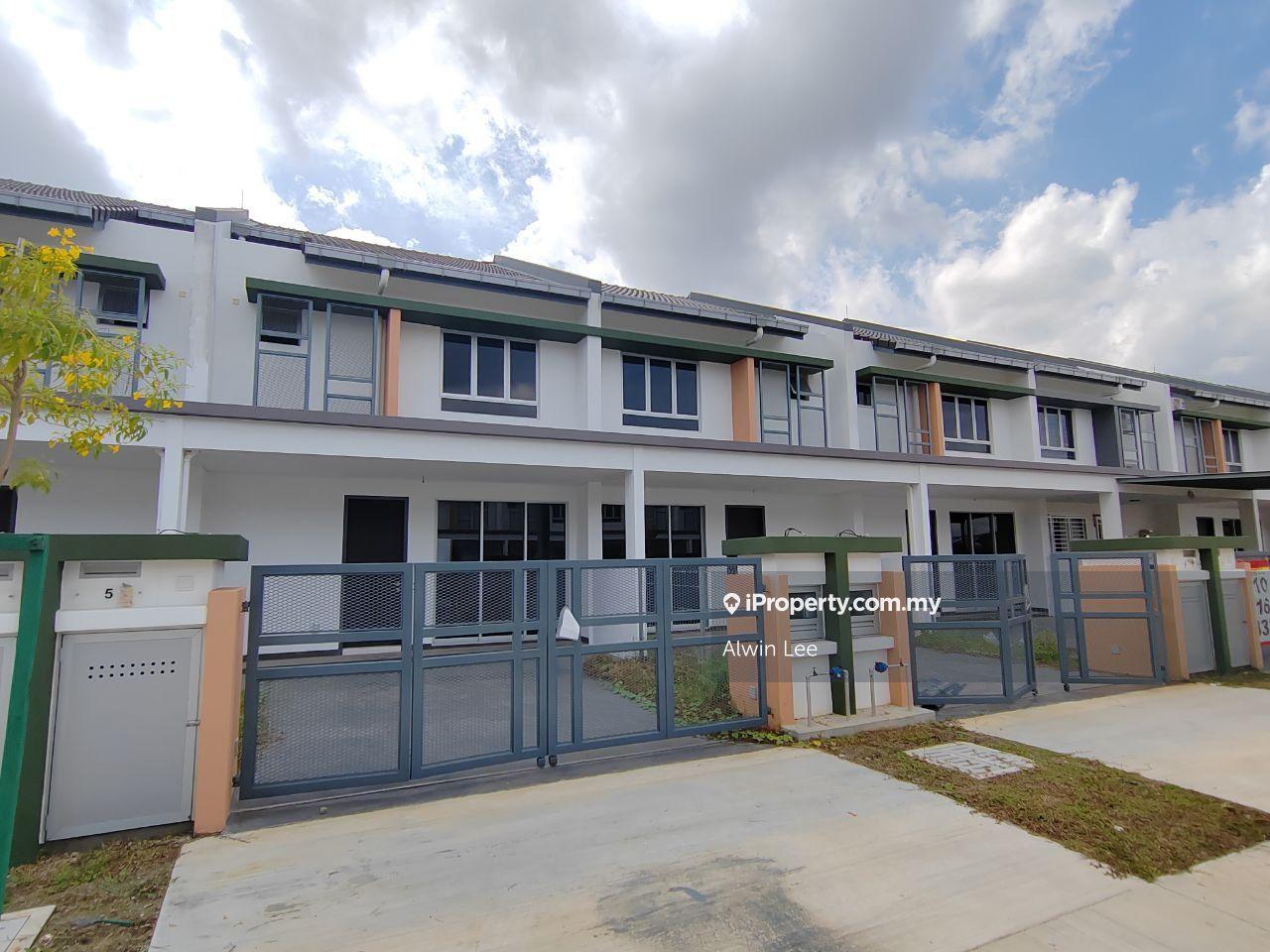 Alura, Bandar Bukit Raja, Klang