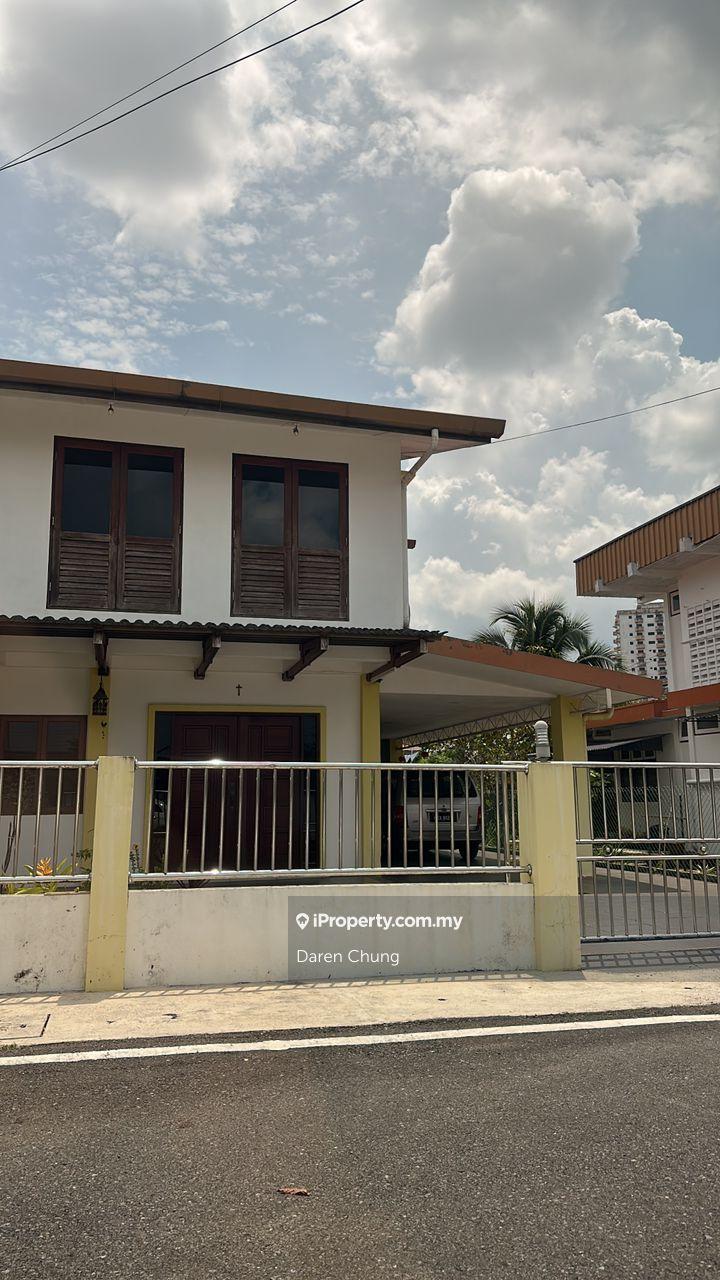 Green Road Double Storey Semi D For Sale