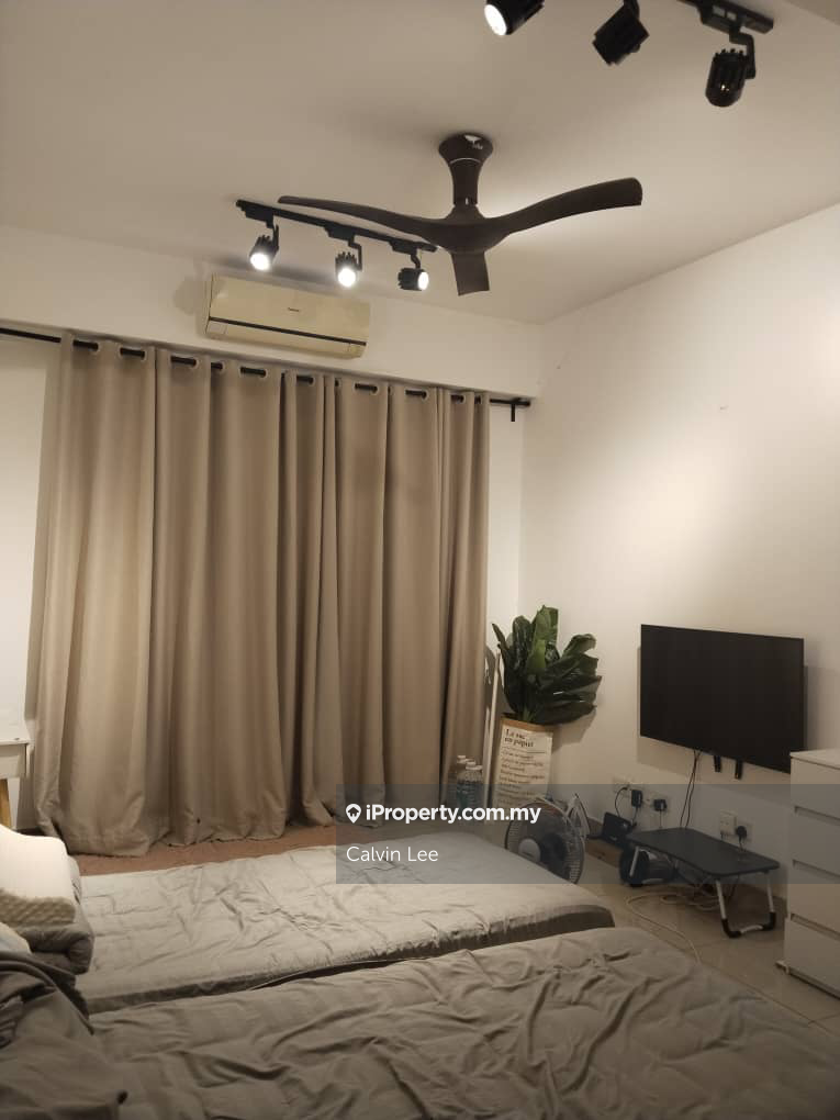 Big Room for rent