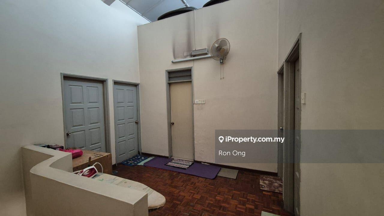 Jalan 10/153a, Taman Sri Pandyan, Puchong, Kinrara