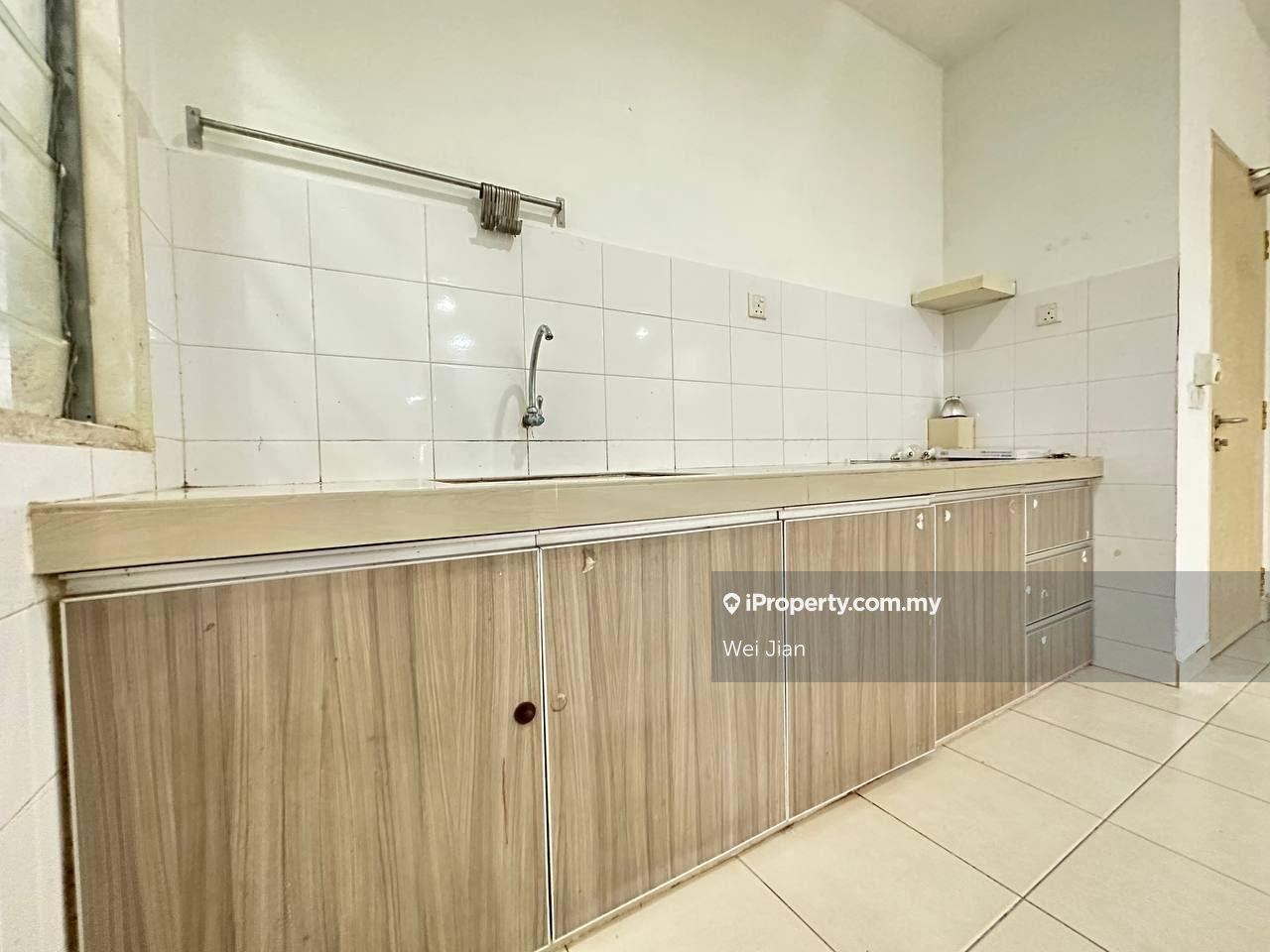 Ground Floor Unit
