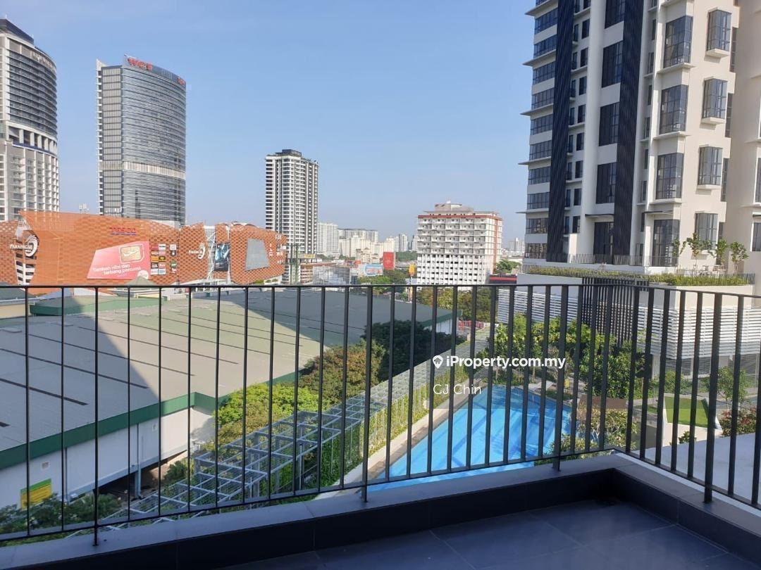 Only Duplex with balcony in Highpark Suites