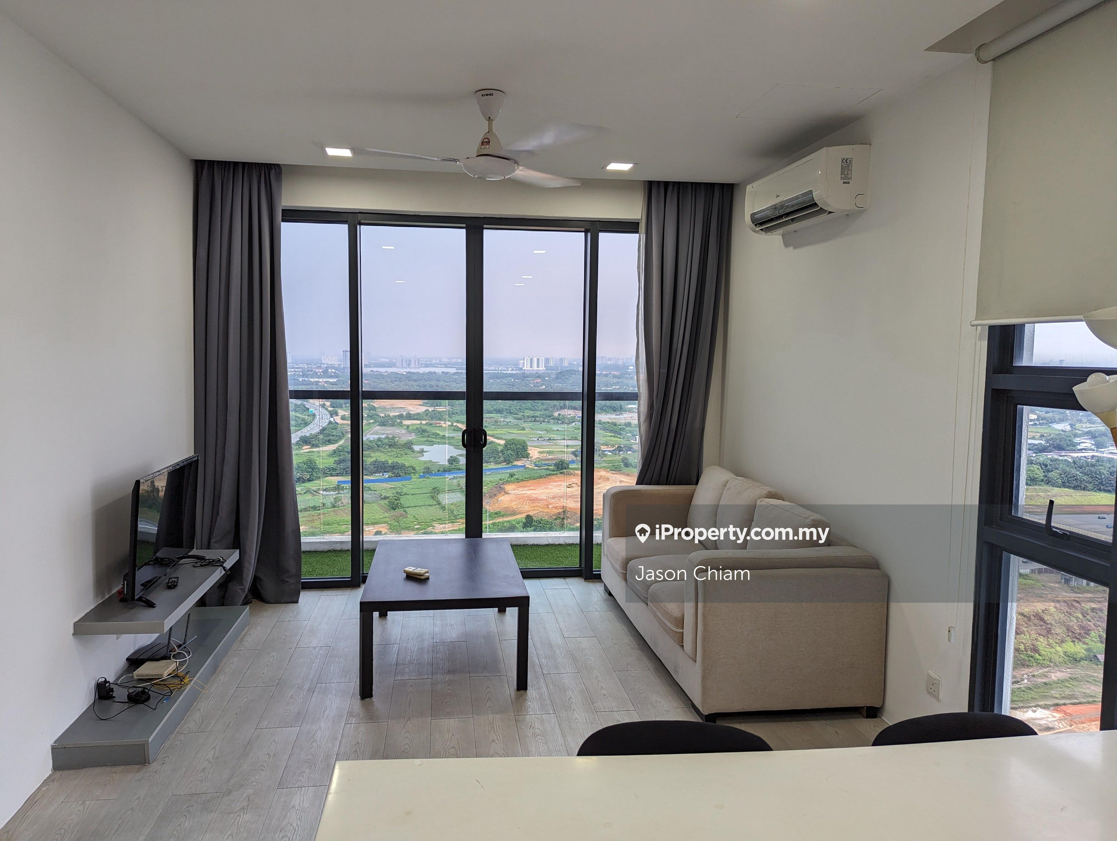 Fully furnished 2 Bedroom MRT