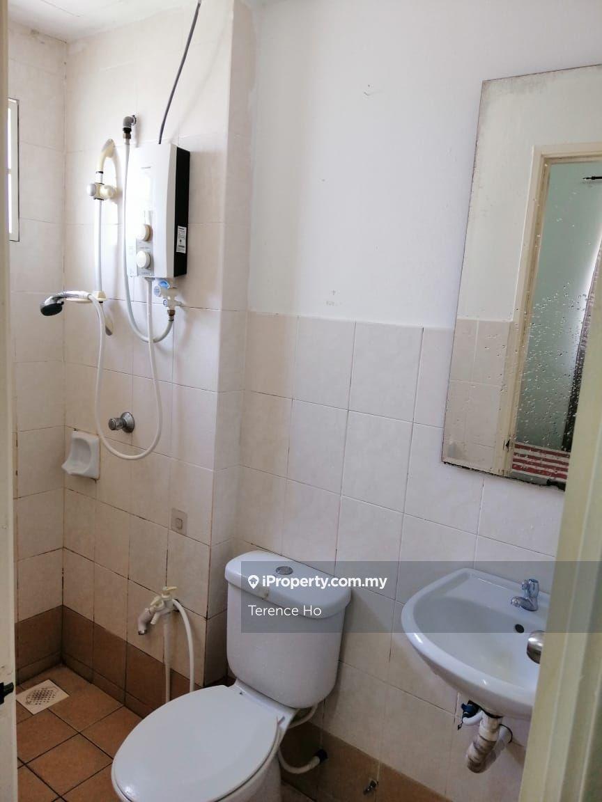Casa subang at usj subang jaya 3 rooms fully furnished for rent