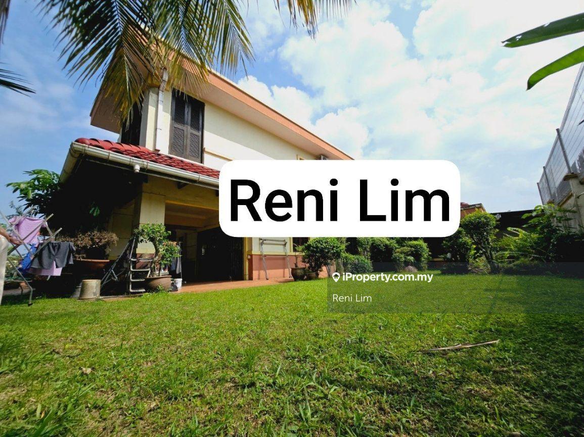 2 Storey Corner Bungalow, Spacious Side Garden, Below Market Price