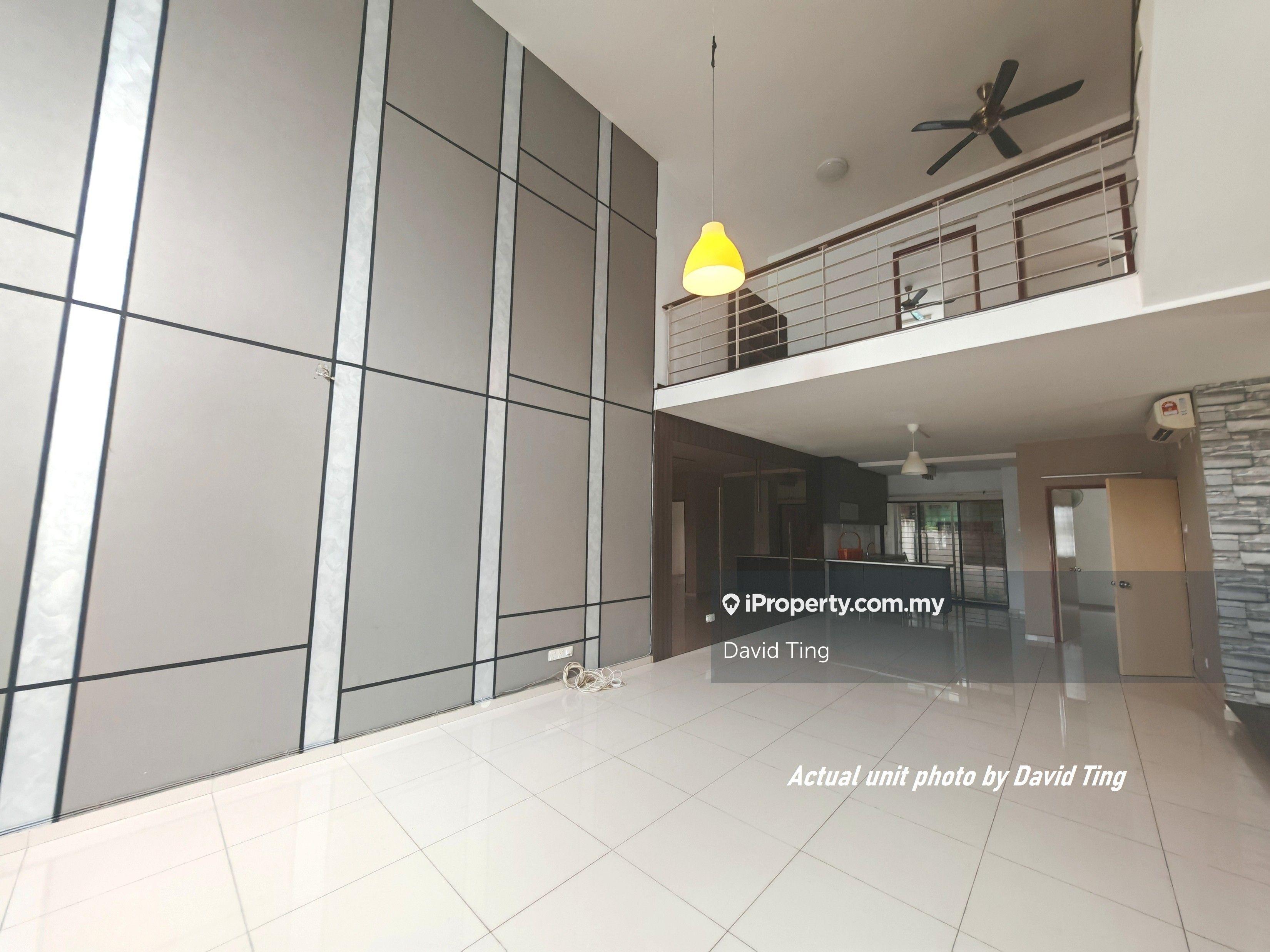 3 Storey House Gated Guarded Facing North Basic Unit Greenery View