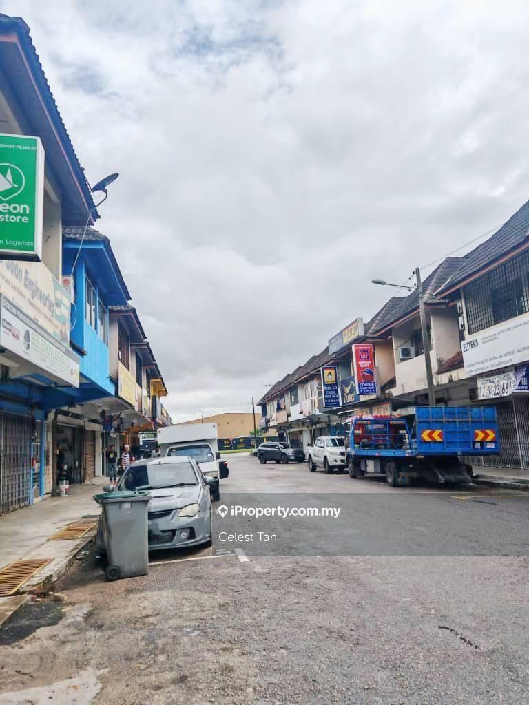 Taman Daya Double Storey Shop Lot 22x70