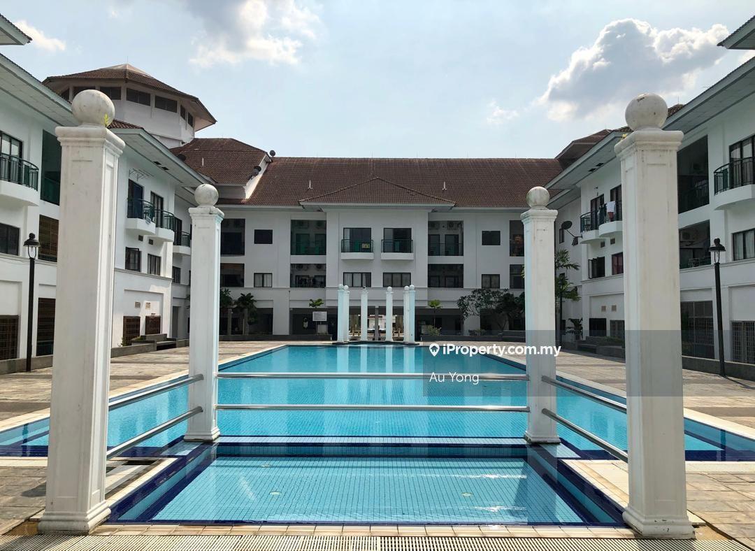 Polo Park Marina apartment