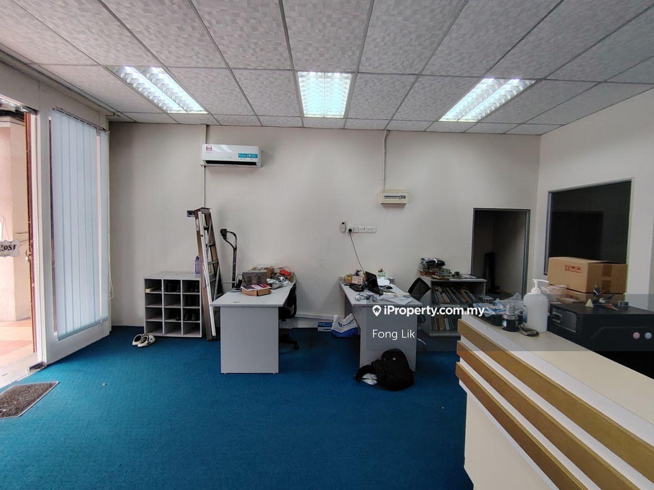 Ground floor for rent