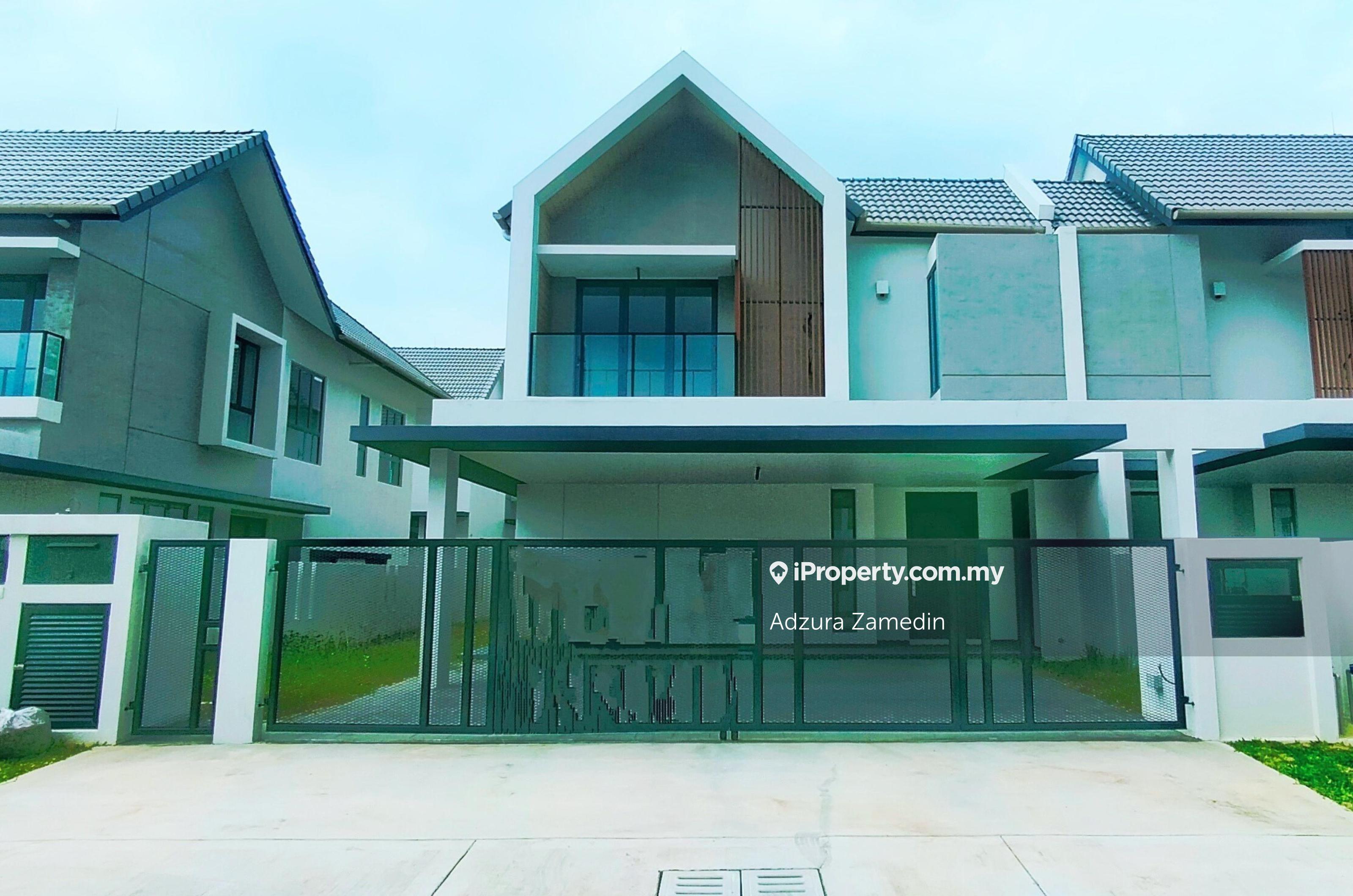 Below Market Double Storey Semi D Serenia Aqila, Serenia City, Sepang